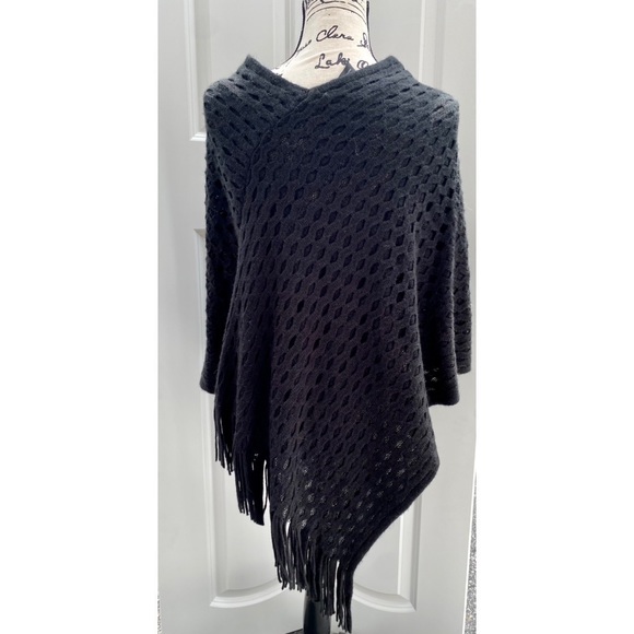 NWOT Black INC International Concepts Knitted Poncho - Picture 2 of 4